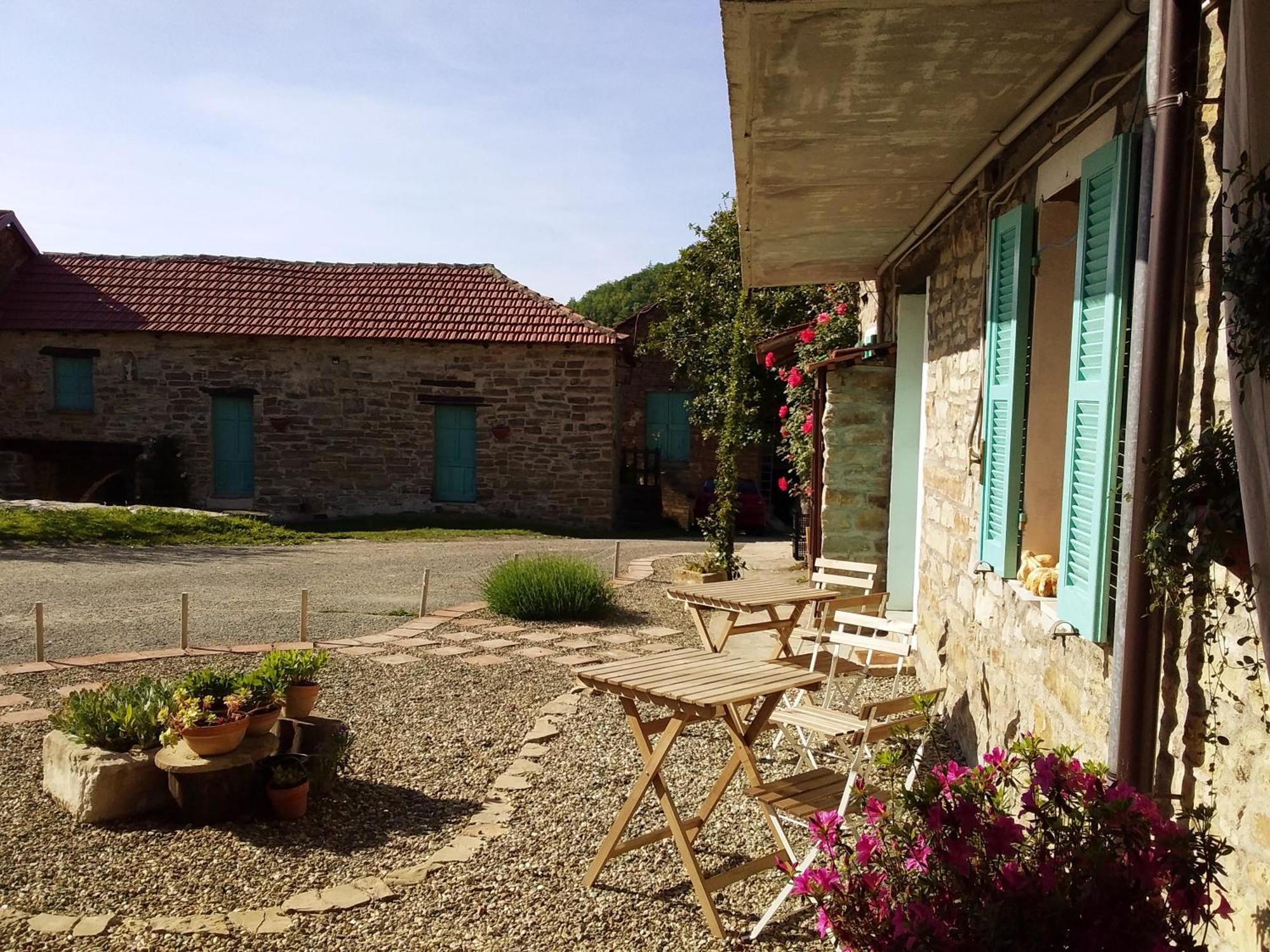Agriturismo Borghetto La Radice Roccaverano Екстер'єр фото